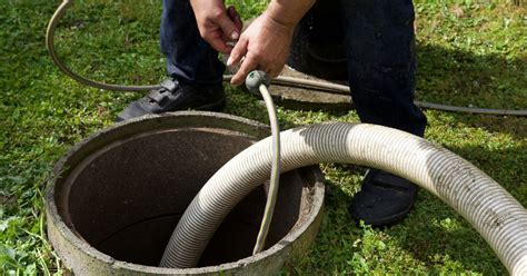 4 Powerful Signs of Septic Leaks: How Do You Know。